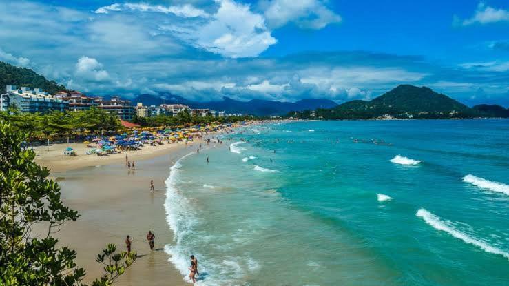 Apto Praia Grande Ubatuba Area Nobre Com Toda Comodidade Para Voce E Sua Familia ! Екстер'єр фото